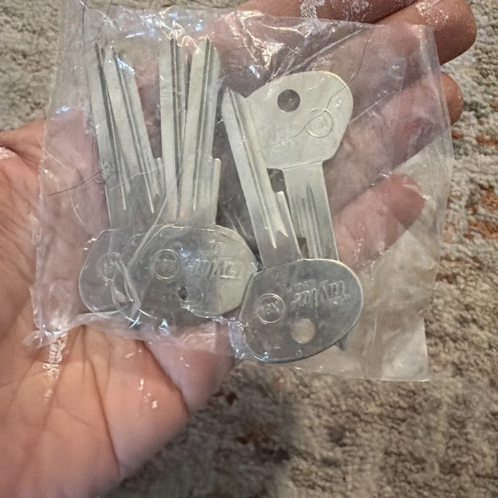 Taylor X31 Key Blank Fits Saab SB8 ASS43 67-74 Most models Lot of 6